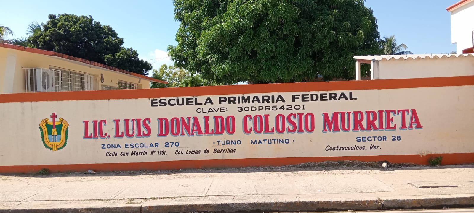 Sin protocolos de seguridad en la escuela Luis Donaldo Colosio, sacan a menor de la escuela