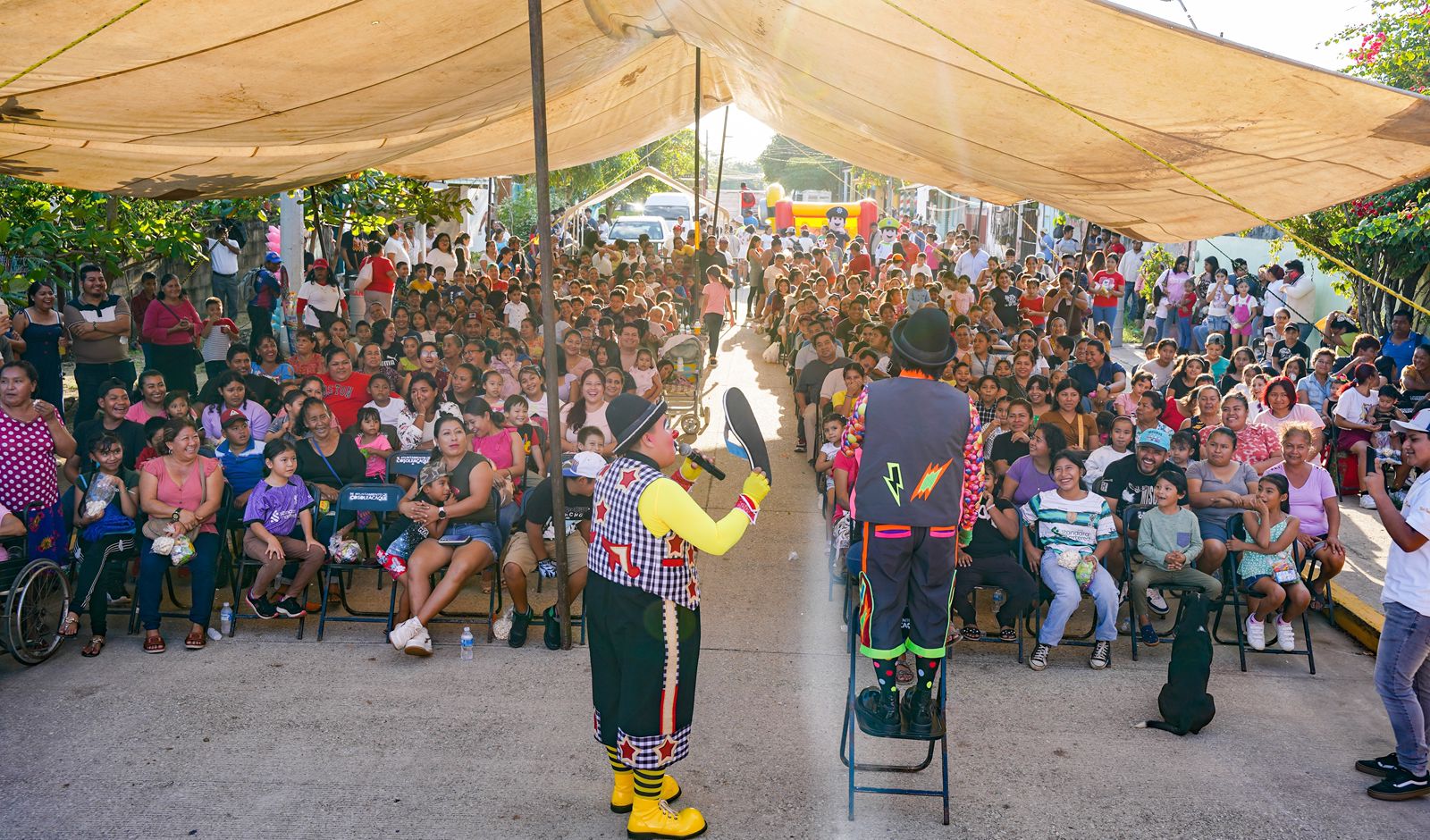 Niños y niñas de Estero del Pantano disfrutaron de la magia de los Reyes Magos