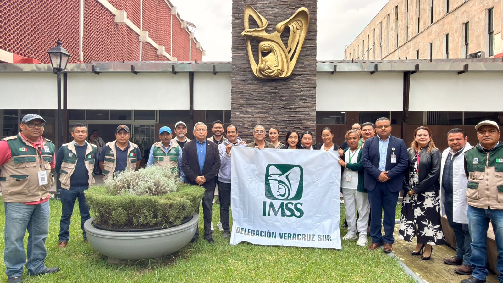 IMSS Veracruz Sur envía brigada médica al norte del estado