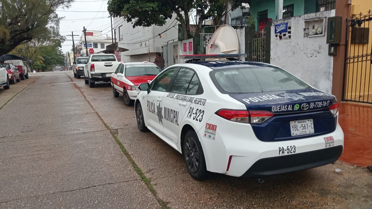 Roban bodega de Telégrafos y hieren a velador