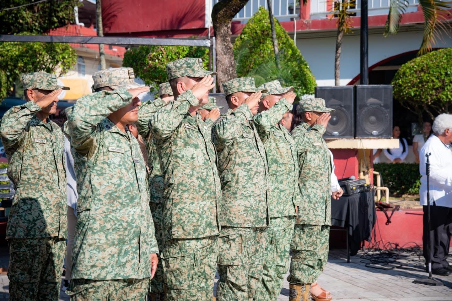 Autoridades de Nanchital reconocen la labor del Ejército Mexicano