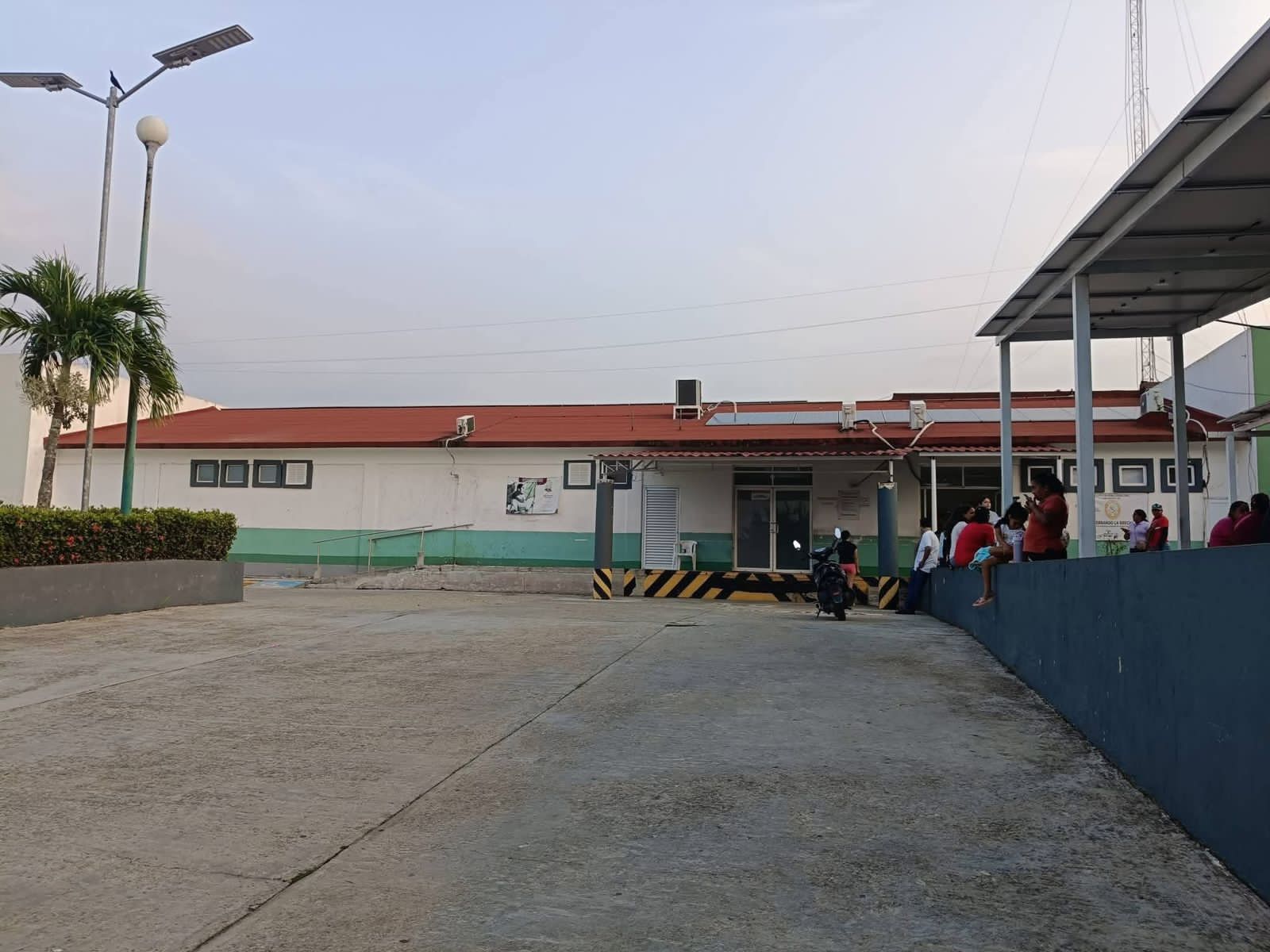 Recién nacida es localizada en caja de cartón en comunidad de Minatitlán