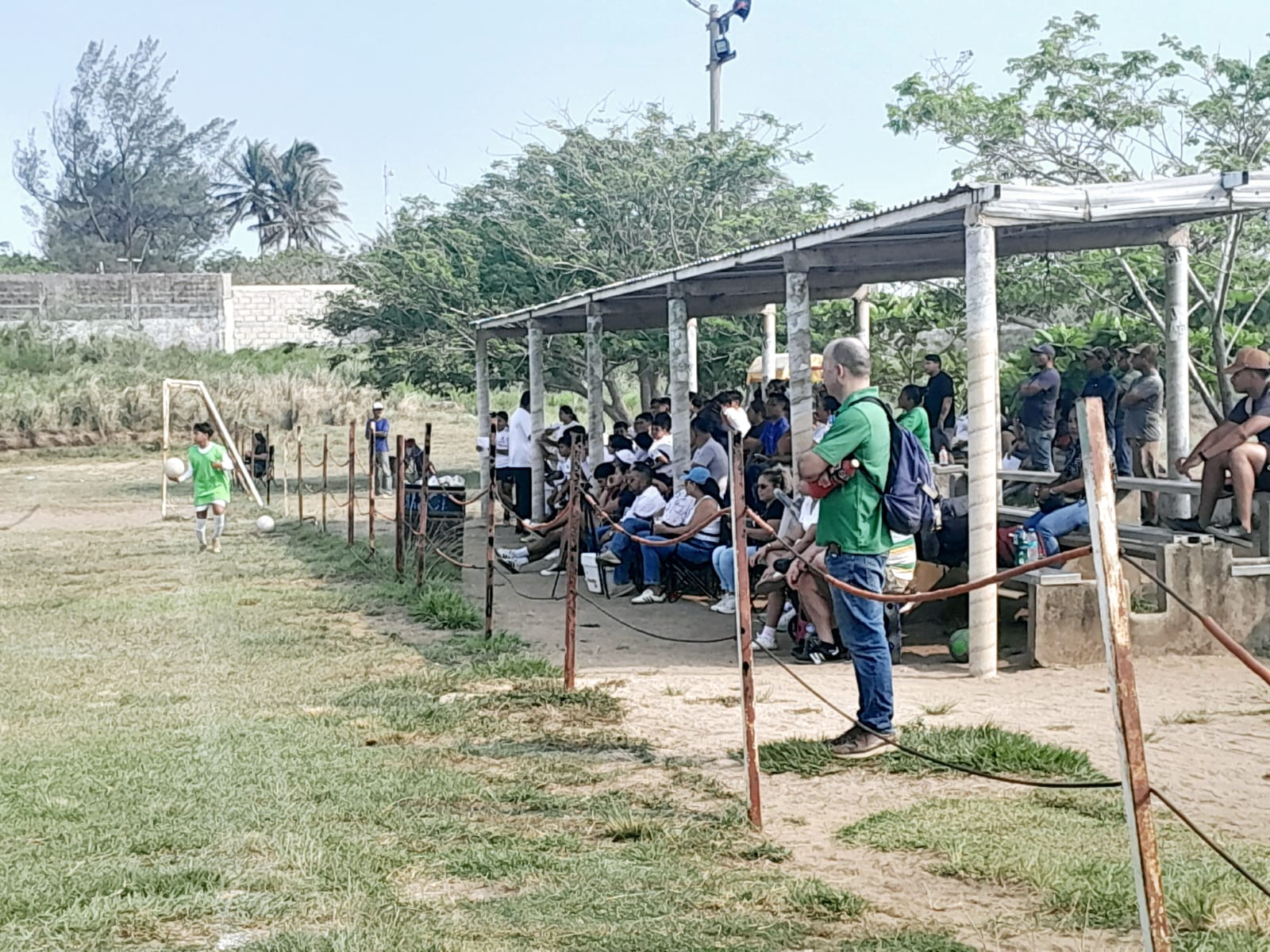 Toluca visorea a más de 100 futbolistas en Coatzacoalcos; hoy continúan pruebas en Minatitlán