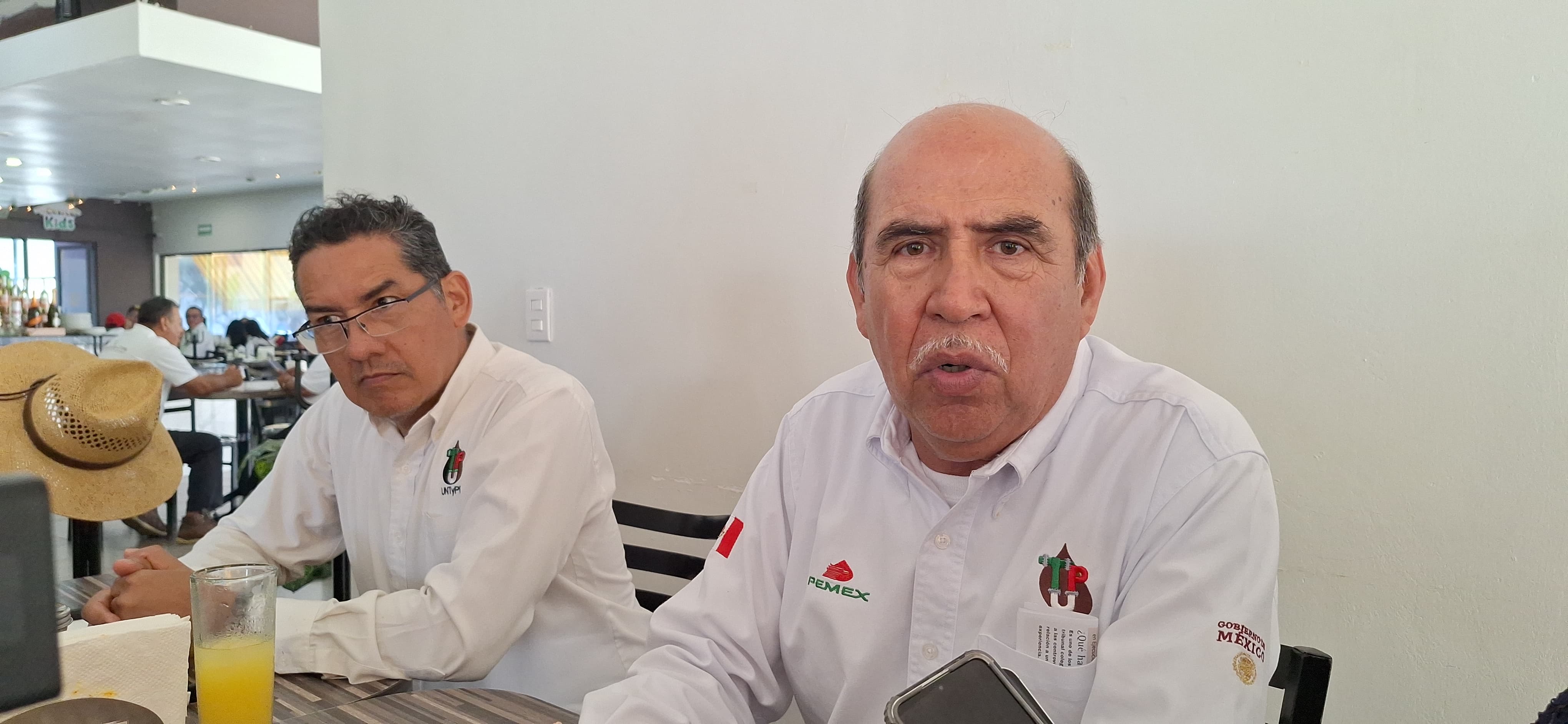 Técnicos petroleros preparan amparos contra reforma que reduce jubilaciones