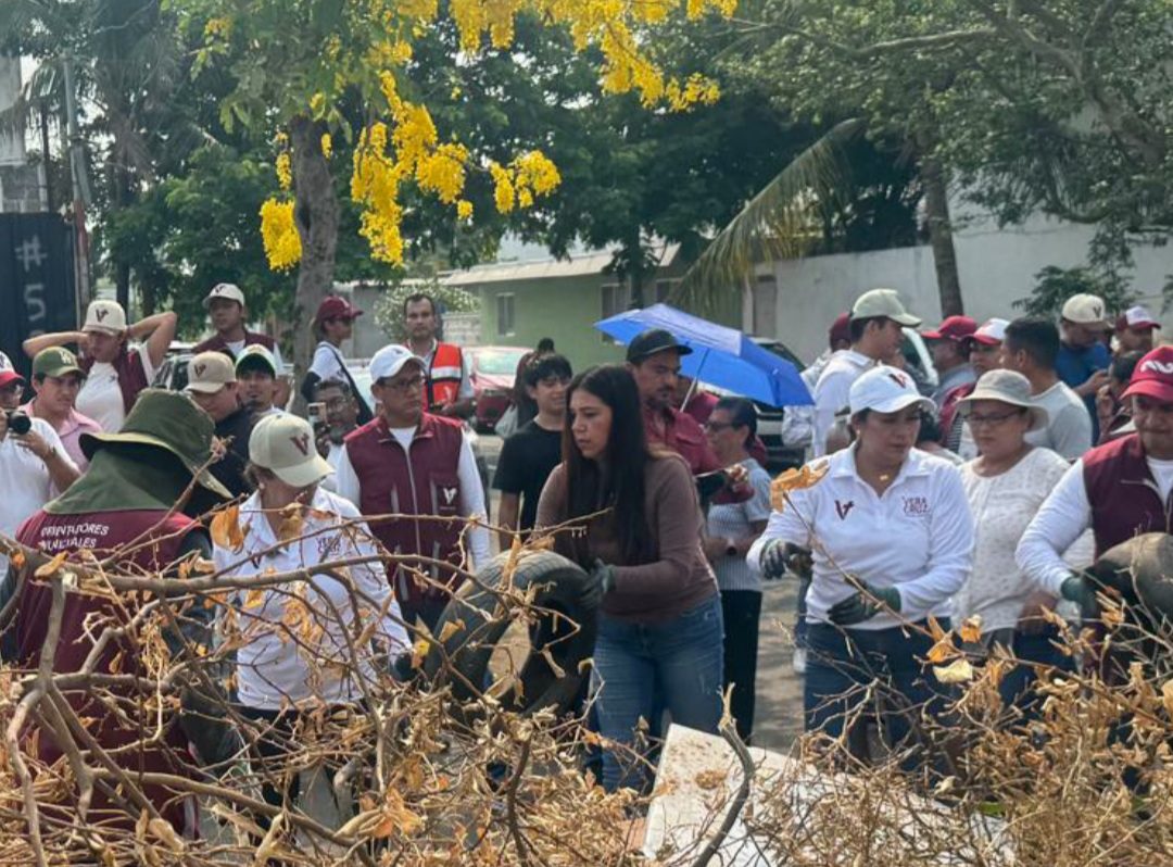 Zoraya Villacis invita a sumarse a campaña de descacharrización en Veracruz