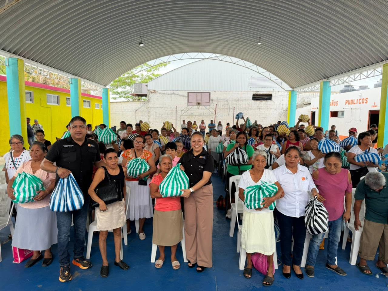 DIF Jáltipan entrega 139 despensas a familias vulnerables