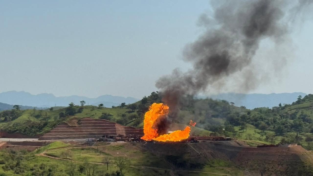 Pemex apagará incendio del pozo Krem‑1 en dos semanas