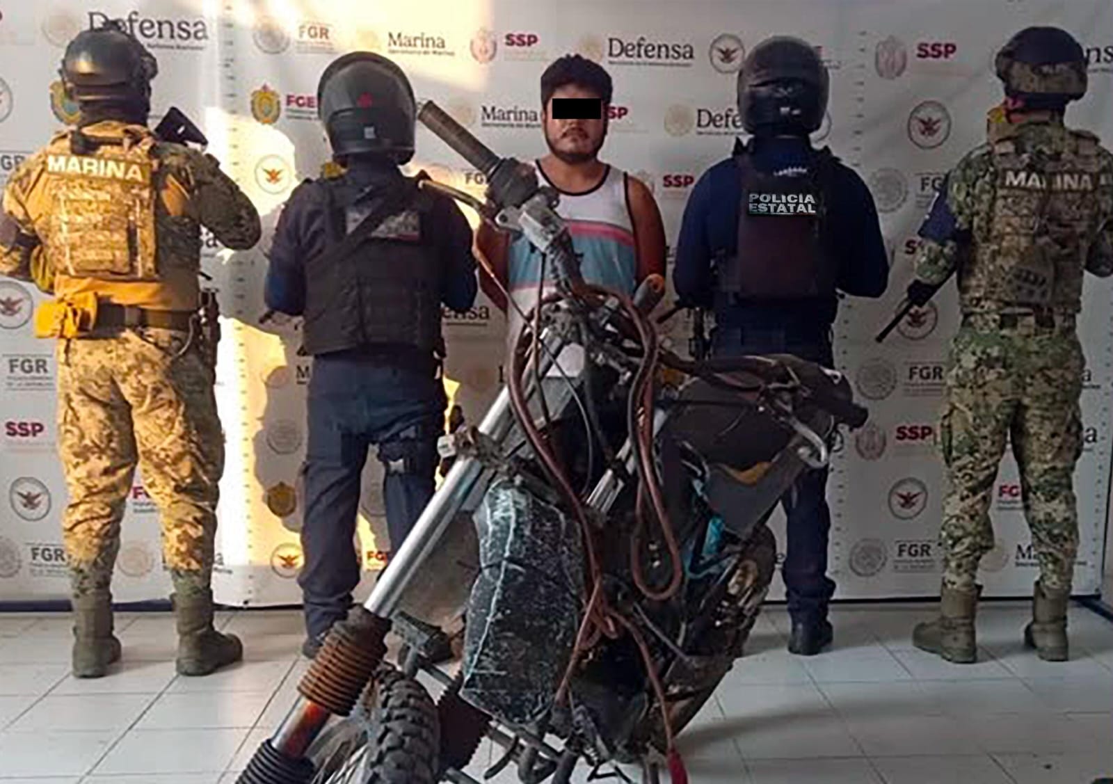 Coordinación entre fuerzas de seguridad, decomisa más de 120 dosis de estupefacientes y recuperan 18 vehículos