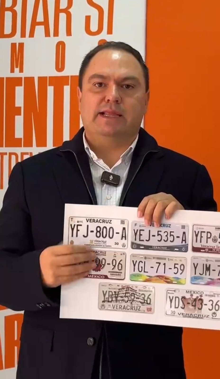 Luis Carbonell propone placas permanentes en Veracruz y rechaza reemplacamiento en 2027